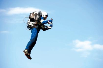 大卫·梅曼的喷气背包.jpg